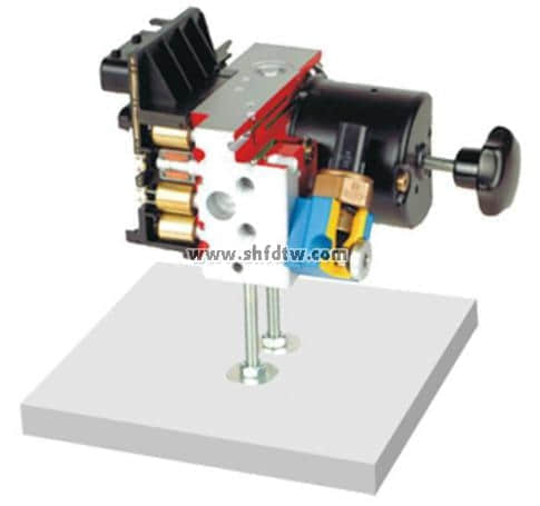 電控車(chē)輛穩(wěn)定行駛系統(tǒng)ESP液壓裝置解剖模型