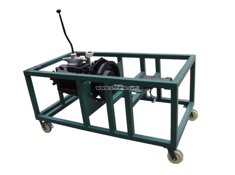 動(dòng)力傳動(dòng)系統(tǒng)實(shí)訓(xùn)臺(tái)