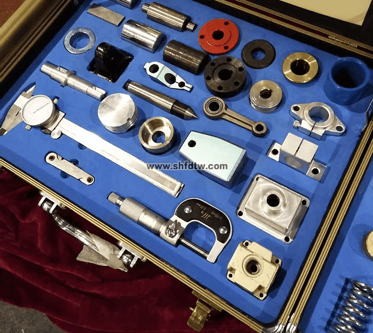 典型零件實(shí)測(cè)繪圖訓(xùn)練裝置